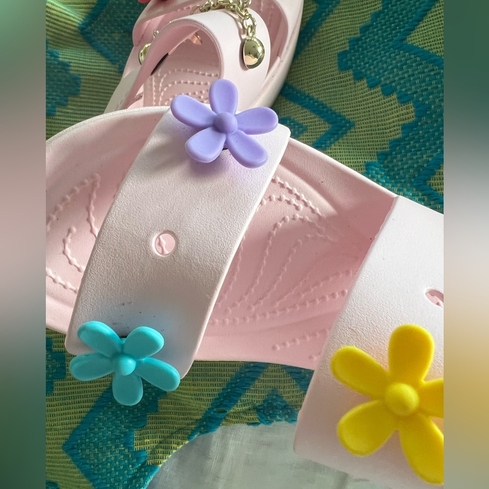 CROCS & JIBBITS SANDALS - Picture 6 of 16